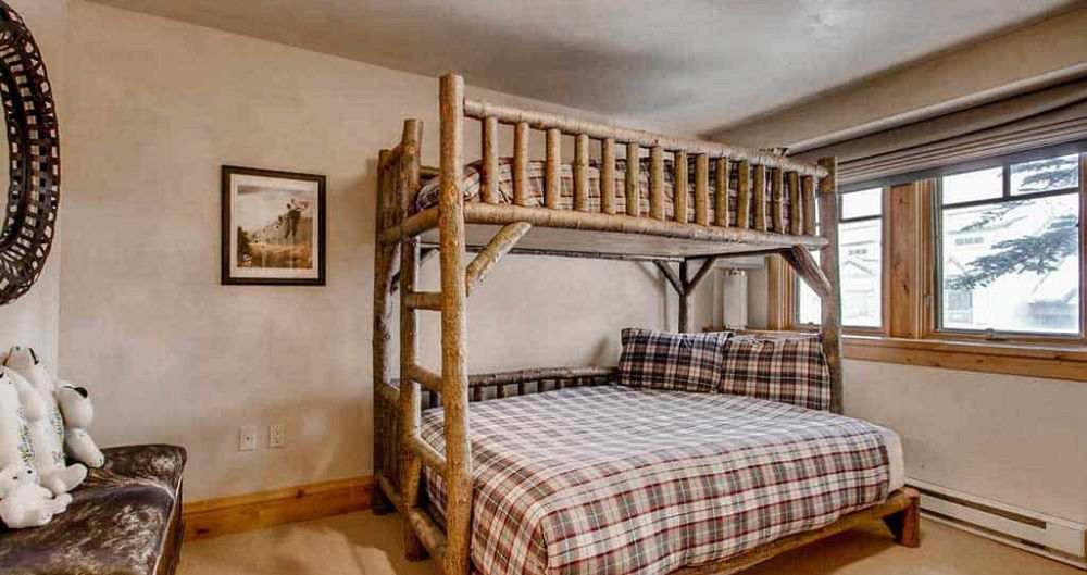 Bunk bed options for kids and groups. - image_6